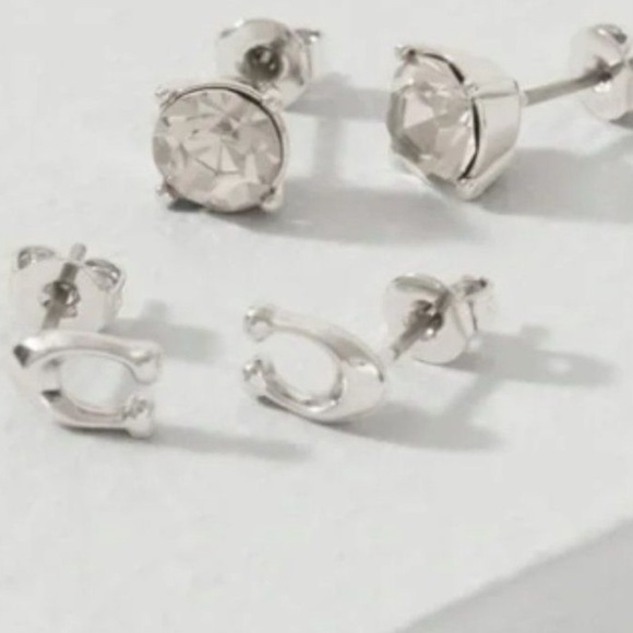 NEW Coach Signature C Stud Earring Set - Picture 1 of 7